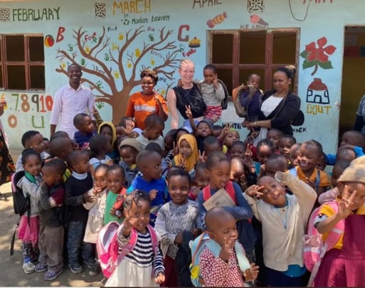 Volunteer Programs with Vision Changer Org. image on Nomad Stays